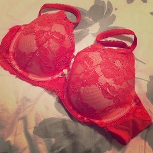 Victoria’s Secret Demi Bra!